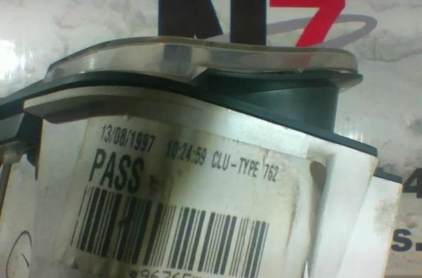 Compteur NISSAN MICRA 2 PHASE 2 occasion — photo 2