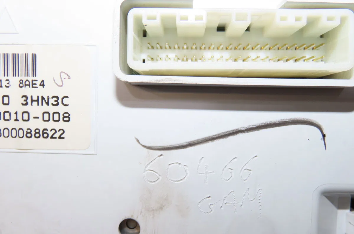 Compteur Nissan MICRA IV (K13K) 1.2 (2010-2015) occasion — photo 4
