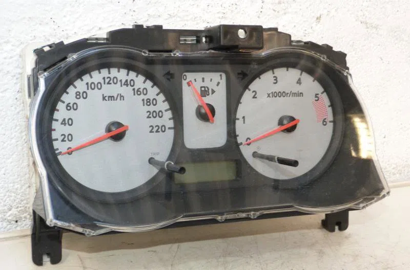 Compteur NISSAN NOTE 1 PHASE 1 occasion — photo 2