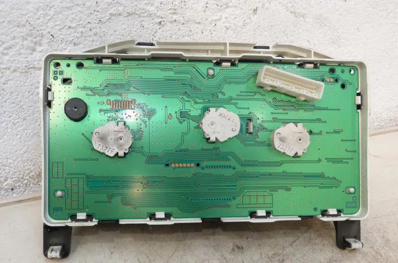 Compteur NISSAN NOTE 1 PHASE 1 occasion — photo 3