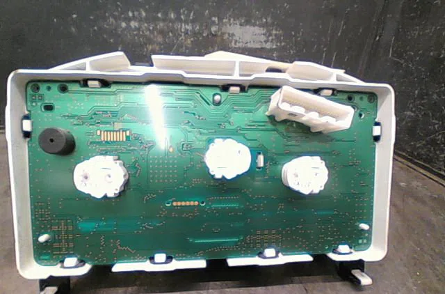 Compteur Nissan NOTE (E11, NE11) 1.5 dci (2010-2012) occasion — photo 2