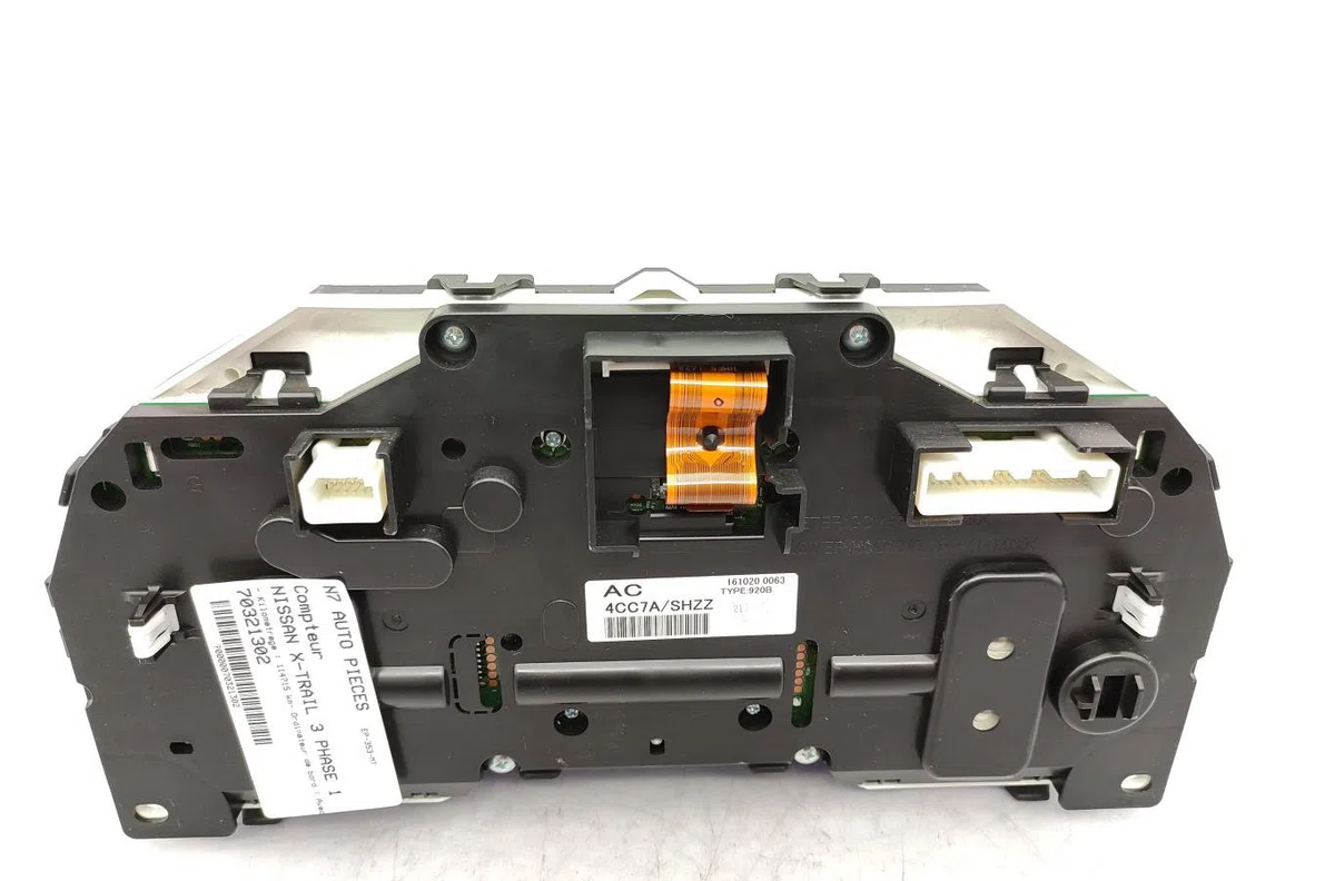 Compteur NISSAN X-TRAIL 3 PHASE 1 occasion — photo 3
