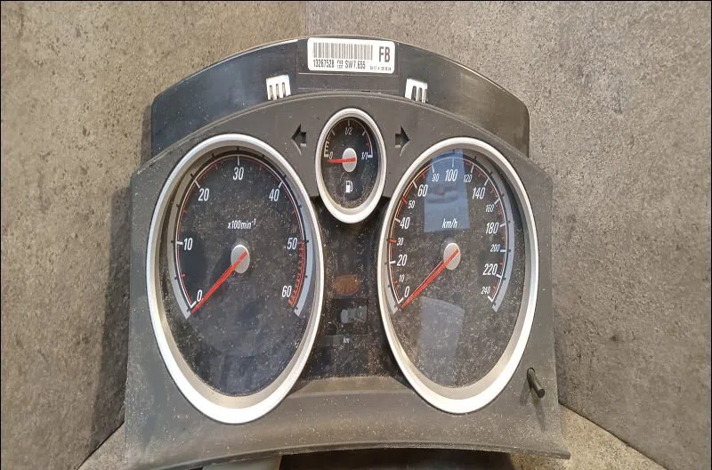 Compteur Opel ASTRA H (A04) 1.7 cdti (l48) (2004-2010) 5 portes occasion — photo 4