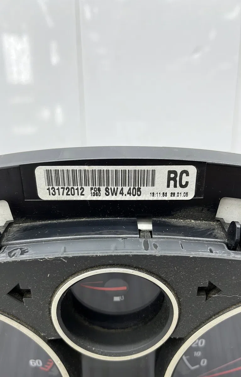 Compteur OPEL ASTRA H PHASE 1 BREAK occasion — photo 3