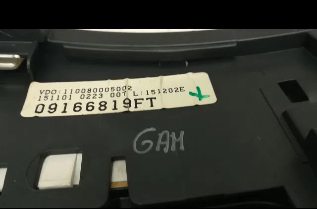 Compteur Opel CORSA C (X01) 1.7 dti (f08, f68) (2000-2009) 5 portes occasion — photo 4