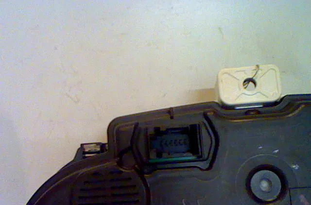 Compteur Opel CORSA D (S07) 1.0 (l08, l68) (2009-2014) 3 portes occasion — photo 3