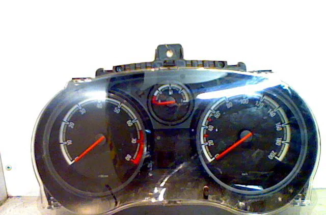 Compteur Opel CORSA D (S07) 1.0 (l08, l68) (2009-2014) 3 portes occasion — photo 4