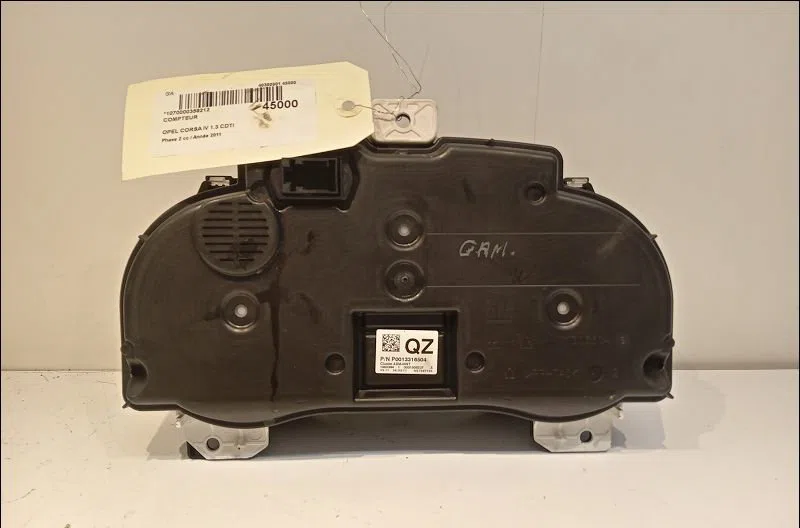 Compteur Opel CORSA D (S07) 1.3 cdti (l08, l68) (2006-2014) 5 portes occasion — photo 2