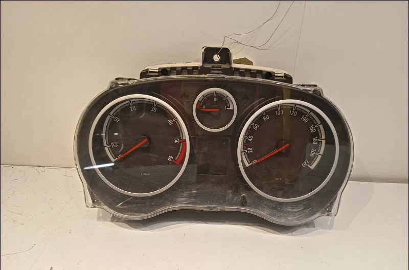 Compteur Opel CORSA D (S07) 1.3 cdti (l08, l68) (2006-2014) 5 portes occasion — photo 4
