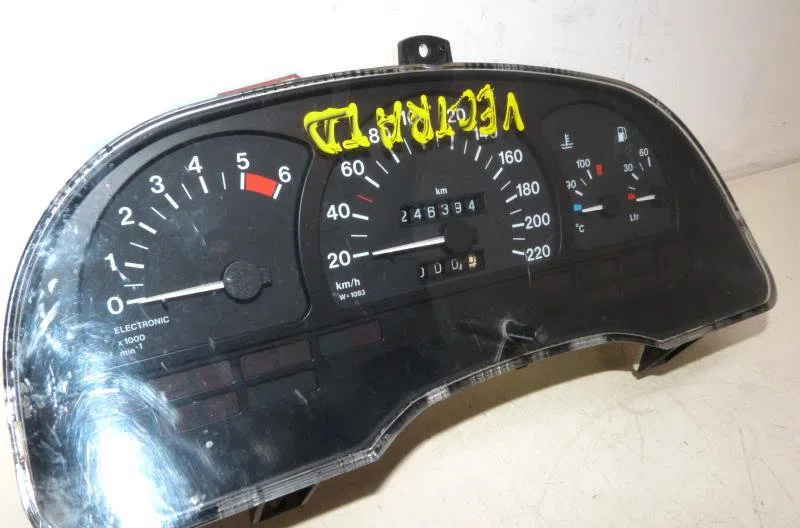 Compteur OPEL VECTRA B PHASE 2 BREAK occasion — photo 3