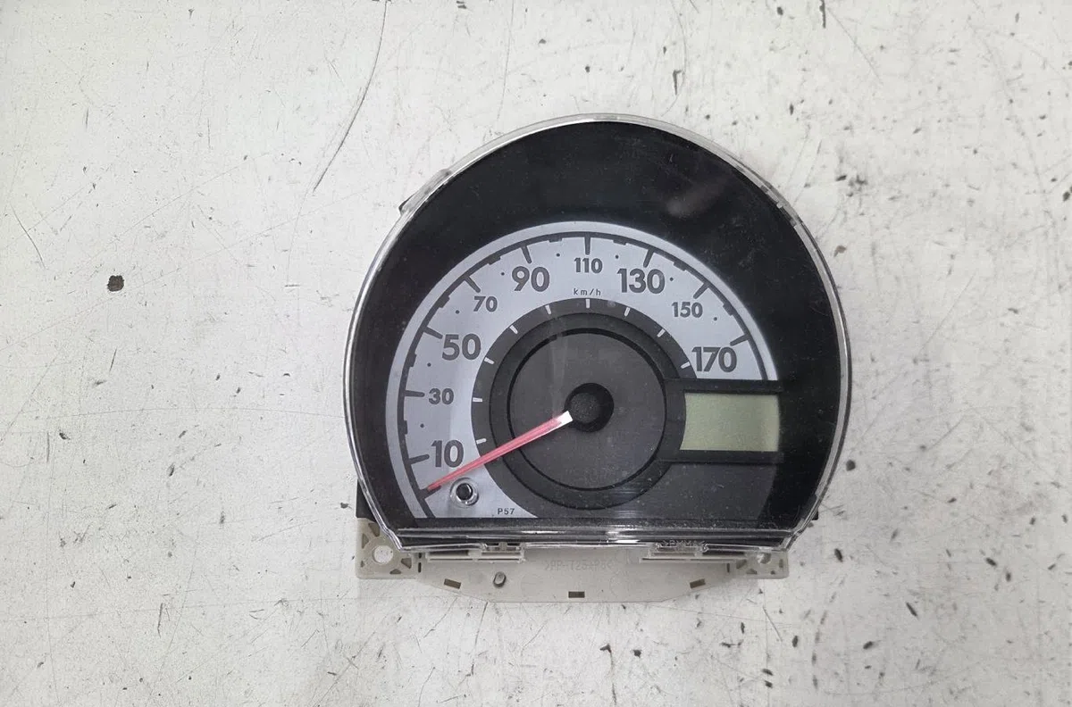 Compteur PEUGEOT 107 PHASE 2 occasion — photo 2