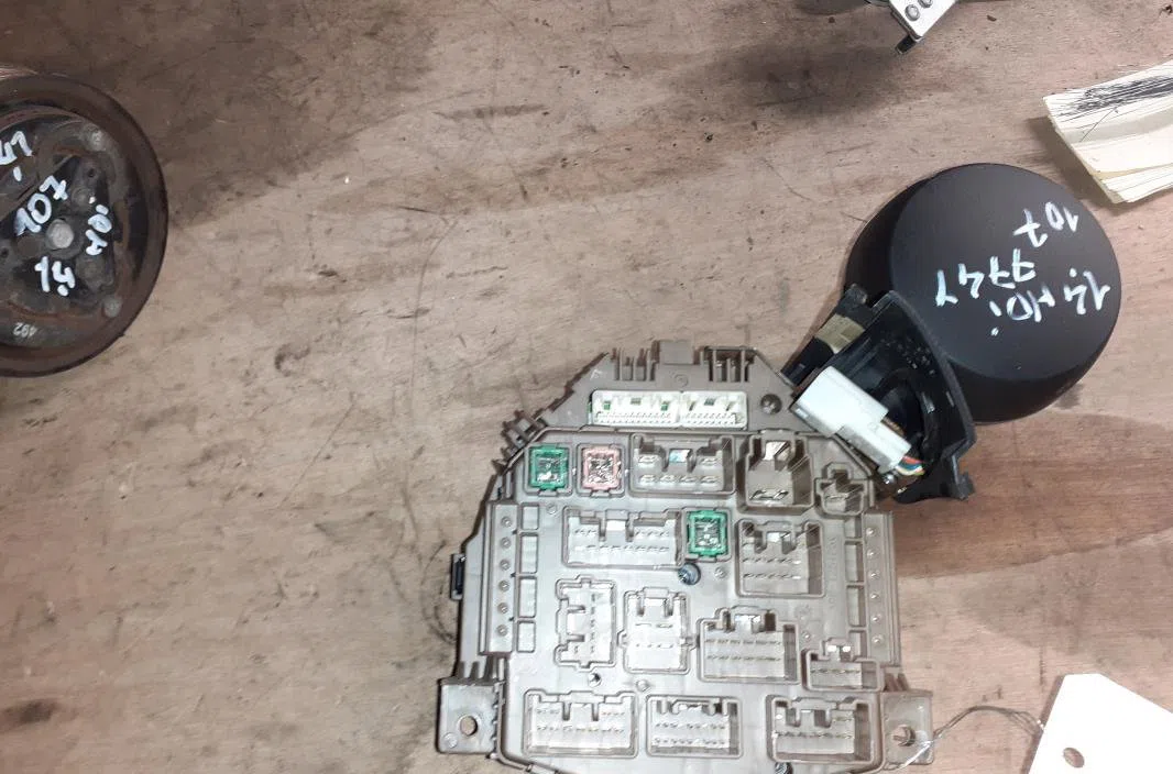 Compteur Peugeot 107 (PM_, PN_) 1.4 hdi (2005-2014) occasion — photo 2