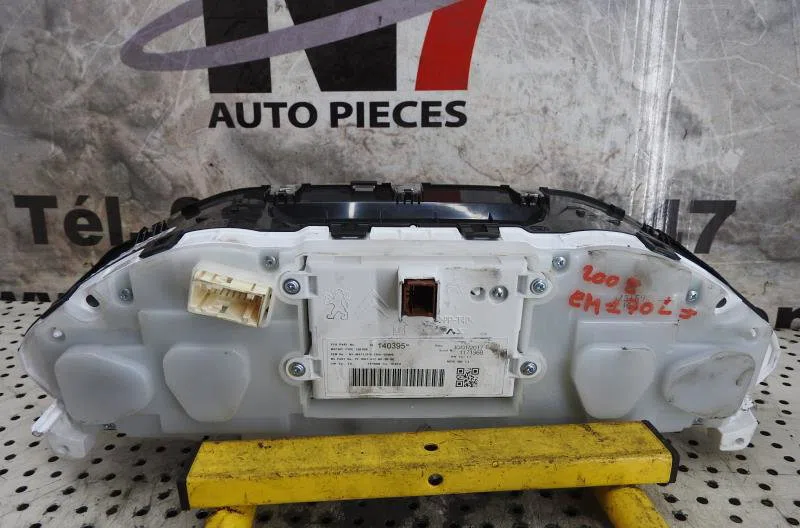 Compteur PEUGEOT 2008 1 PHASE 2 occasion — photo 4