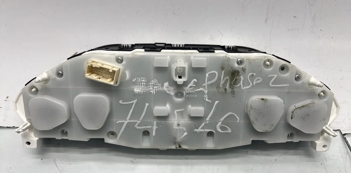 Compteur PEUGEOT 2008 1 PHASE 2 occasion — photo 2