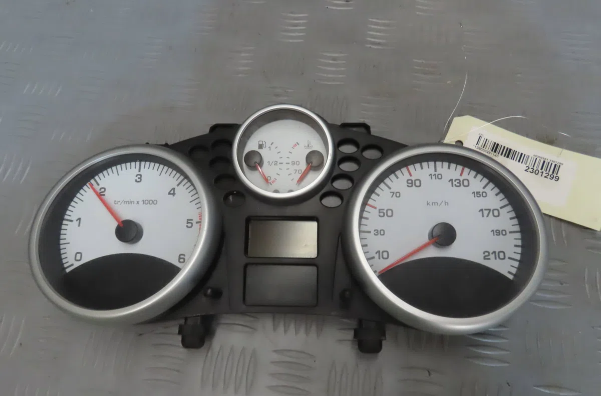 Compteur PEUGEOT 206+ 2012 occasion — photo 2