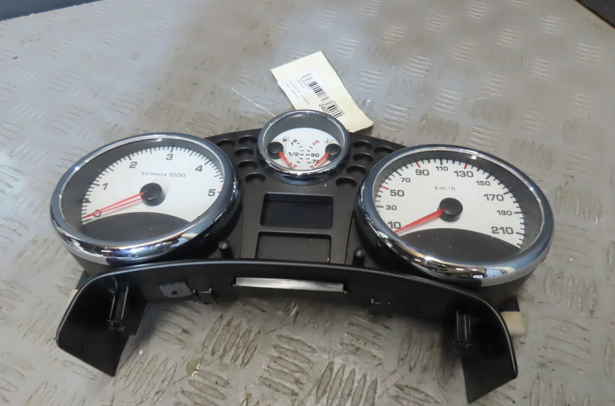 Compteur PEUGEOT 207 2012 occasion — photo 4