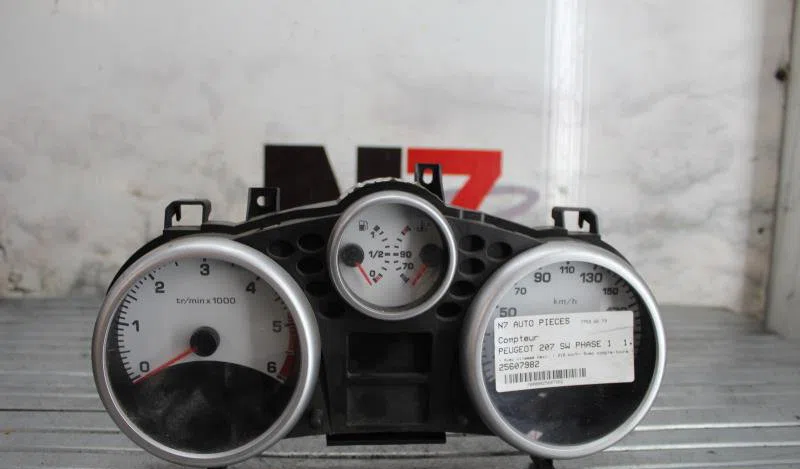 Compteur PEUGEOT 207 PHASE 1 BREAK occasion — photo 2