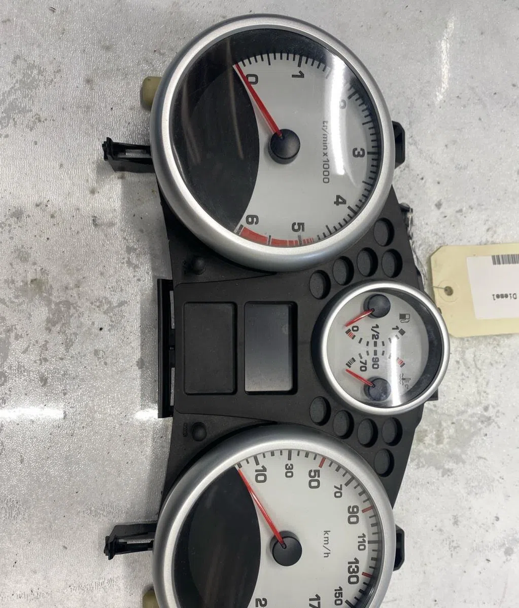 Compteur PEUGEOT 207 PHASE 1 occasion — photo 3