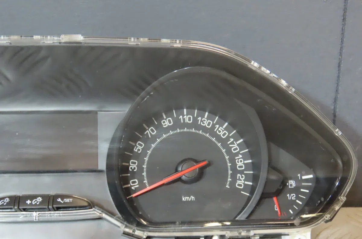 Compteur PEUGEOT 208 2014 occasion — photo 3