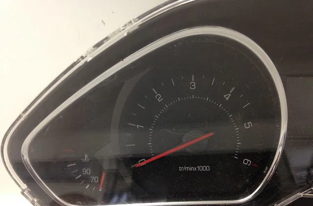 Compteur PEUGEOT 208 2015 occasion — photo 3
