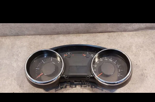 Compteur Peugeot 3008 Monospace (0U_) 2.0 hdi 150 - bluehdi 150 (2009-2016) 5 portes occasion — photo 4
