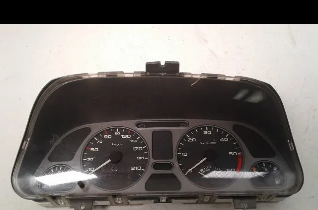 Compteur Peugeot 306 3-5 portes (7A, 7C, N3, N5) 2.0 hdi 90 (1999-2002) occasion