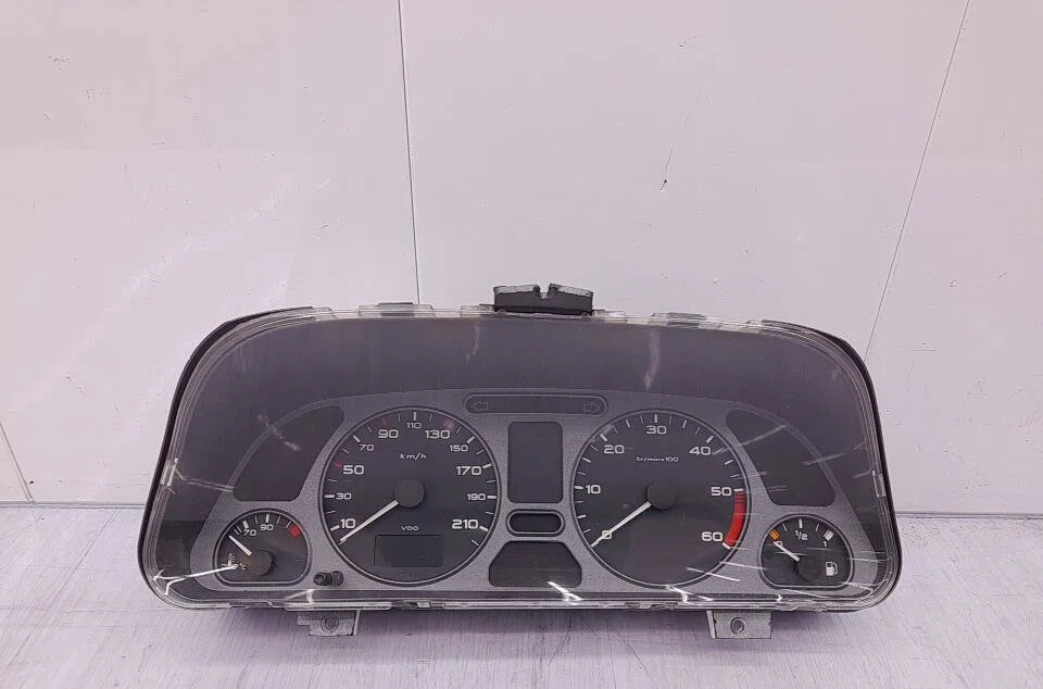 Compteur PEUGEOT 306 BREAK occasion — photo 3