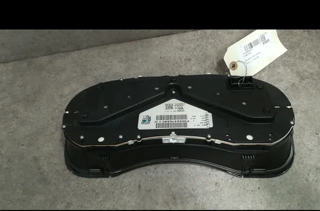 Compteur Peugeot 307 (3A-C) 2.0 hdi 90 (2000-2007) 5 portes occasion — photo 2