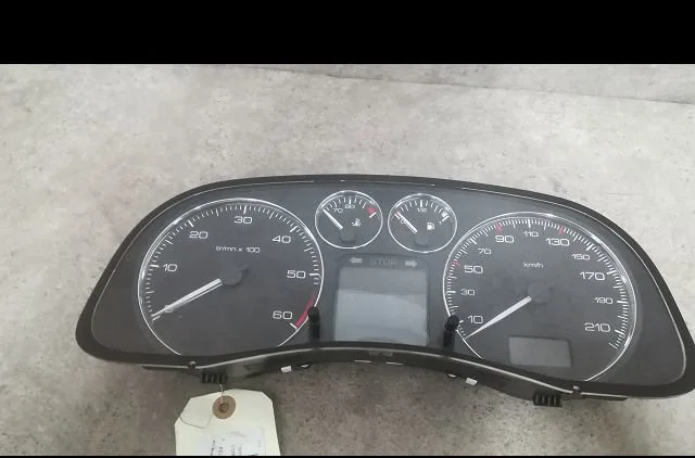 Compteur Peugeot 307 Break (3E) 1.6 hdi 110 (2004-2008) 5 portes occasion