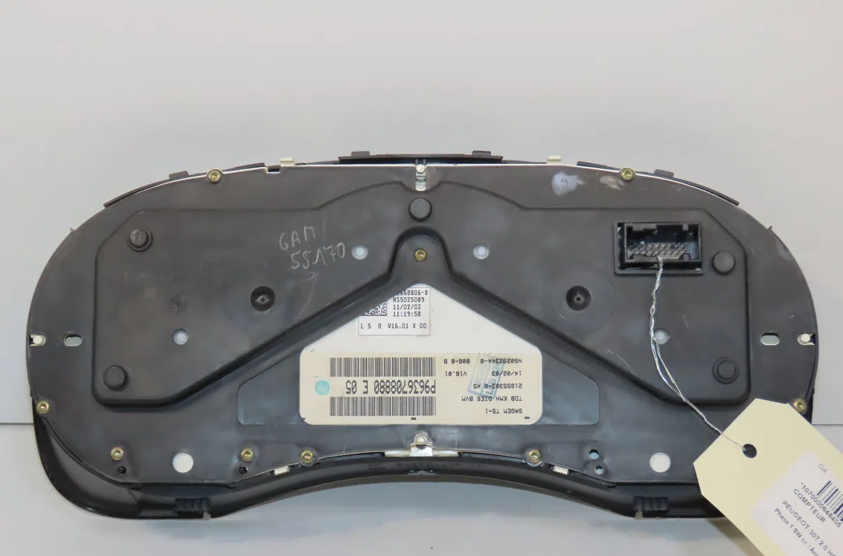 Compteur Peugeot 307 Break (3E) 2.0 hdi 110 (2002-2009) 5 portes occasion — photo 2