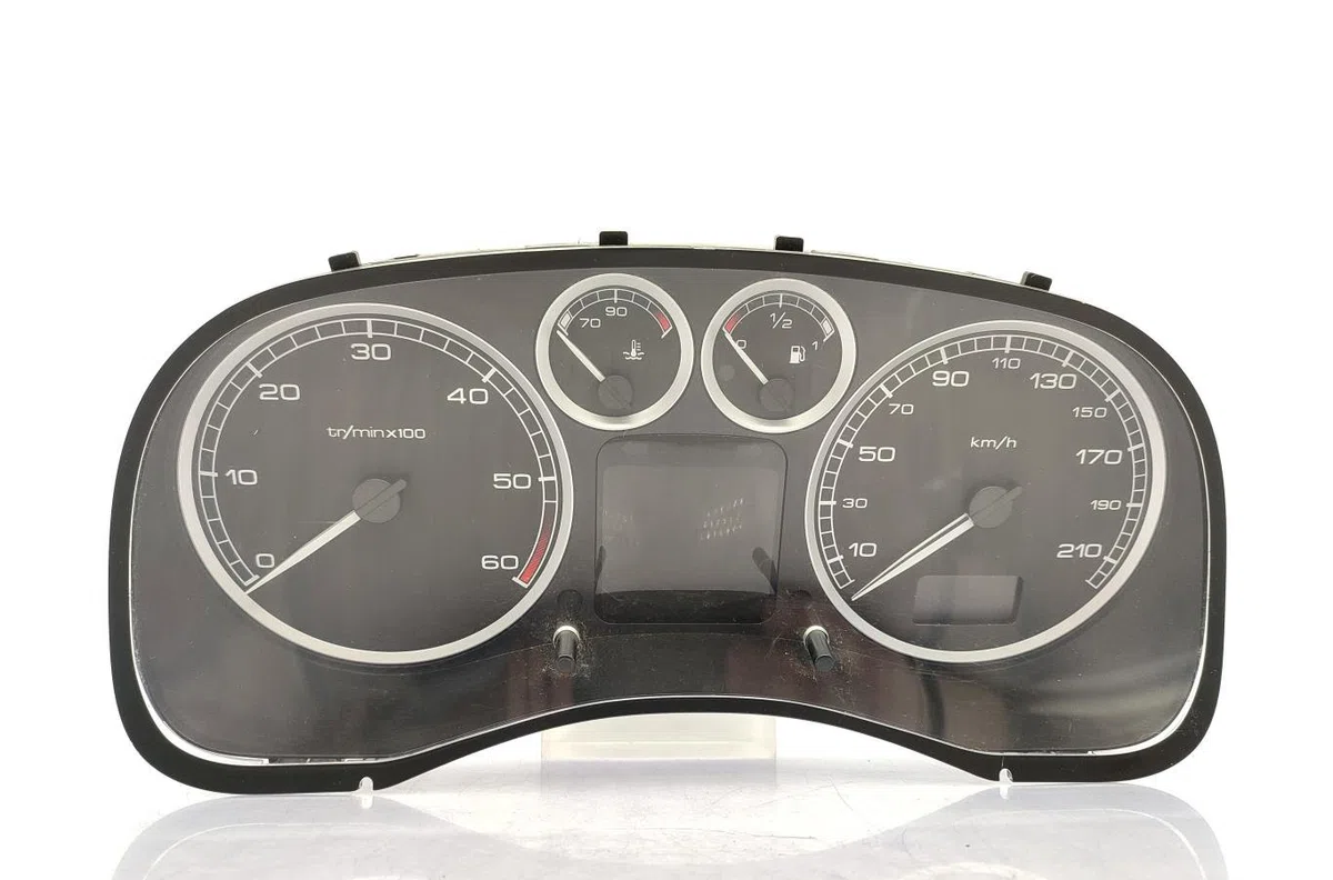 Compteur PEUGEOT 307 PHASE 1 BREAK occasion — photo 2