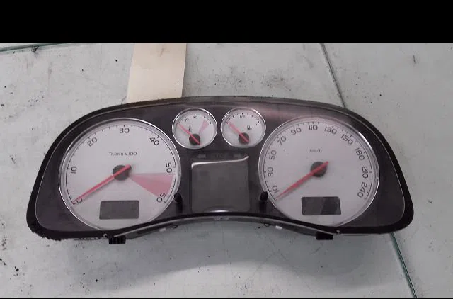 Compteur Peugeot 307 SW (3H) 1.6 hdi 110 (2003-2007) occasion — photo 3