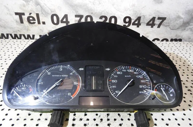 Compteur PEUGEOT 407 PHASE 1 BREAK occasion — photo 2