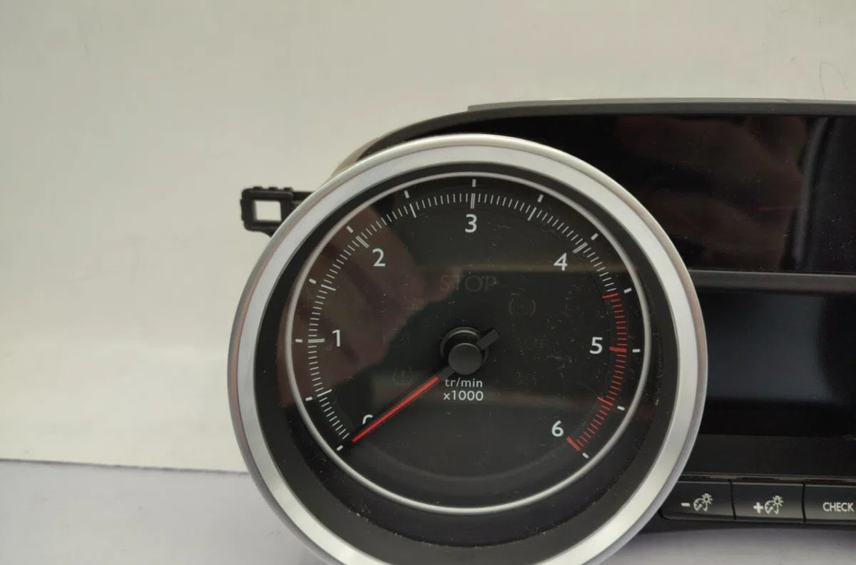 Compteur PEUGEOT 508 1 PHASE 2 occasion — photo 2