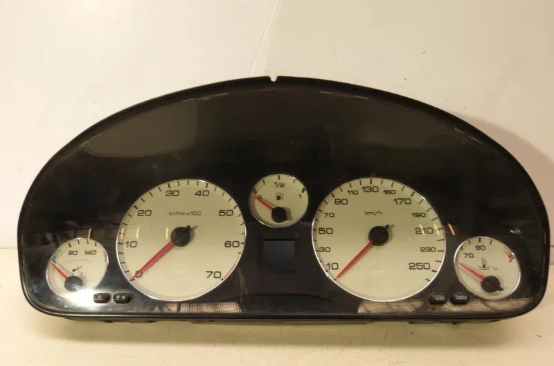 Compteur PEUGEOT 607 PHASE 1 occasion — photo 2