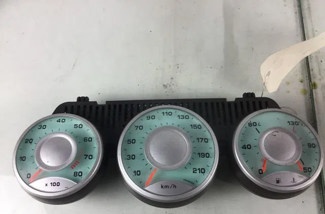 Compteur Peugeot 807 (EB_) 2.0 (2002) occasion — photo 3