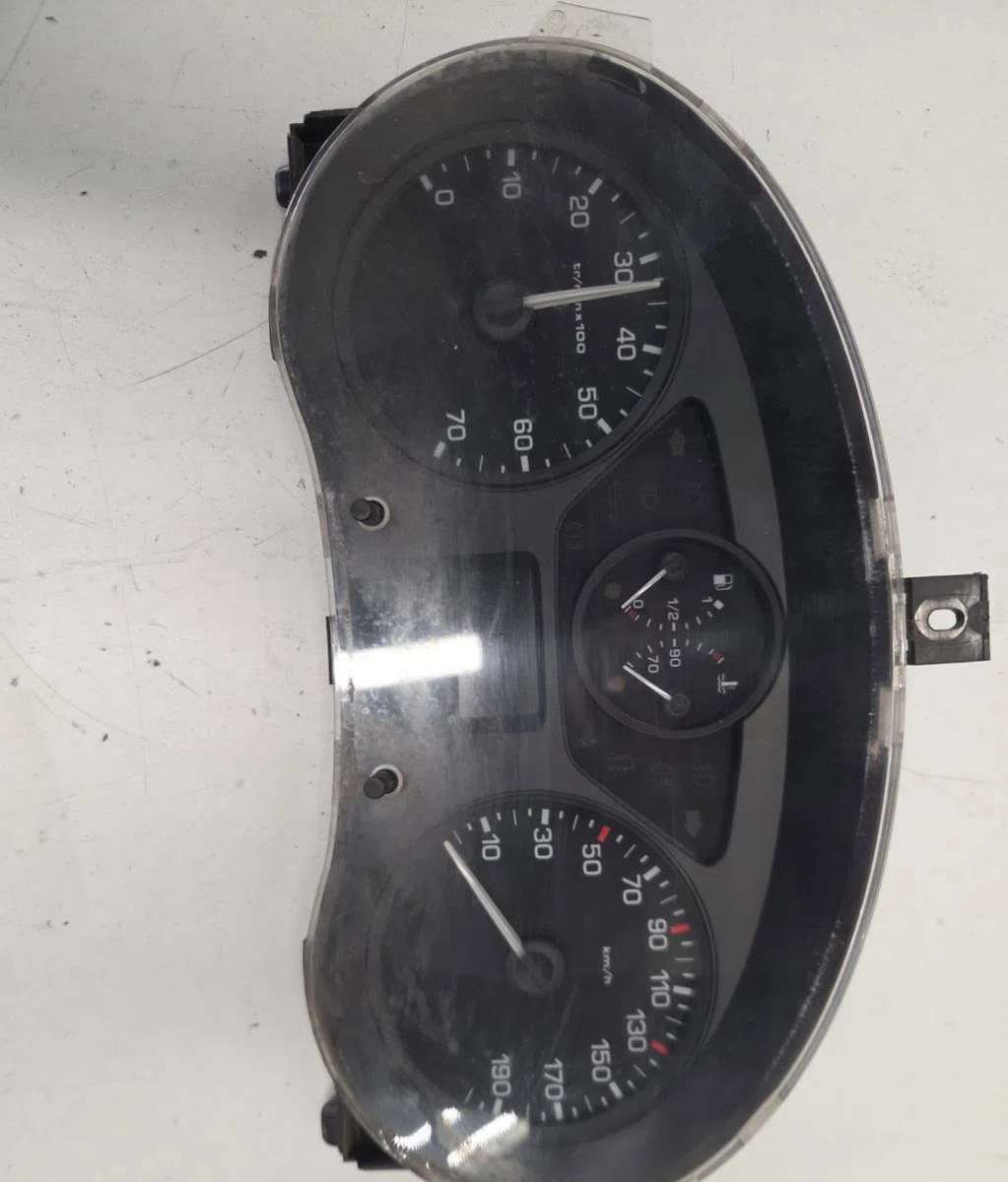 Compteur PEUGEOT EXPERT 2 occasion — photo 2