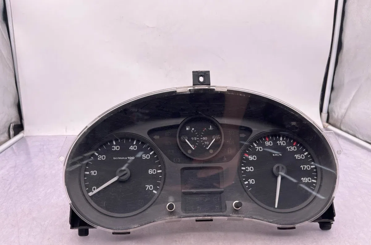 Compteur PEUGEOT EXPERT 2 occasion — photo 2