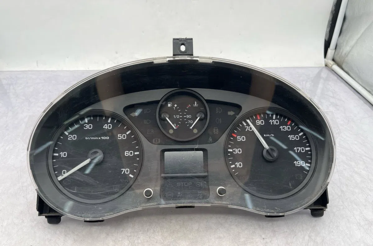 Compteur PEUGEOT PARTNER 2 PHASE 2 occasion — photo 3