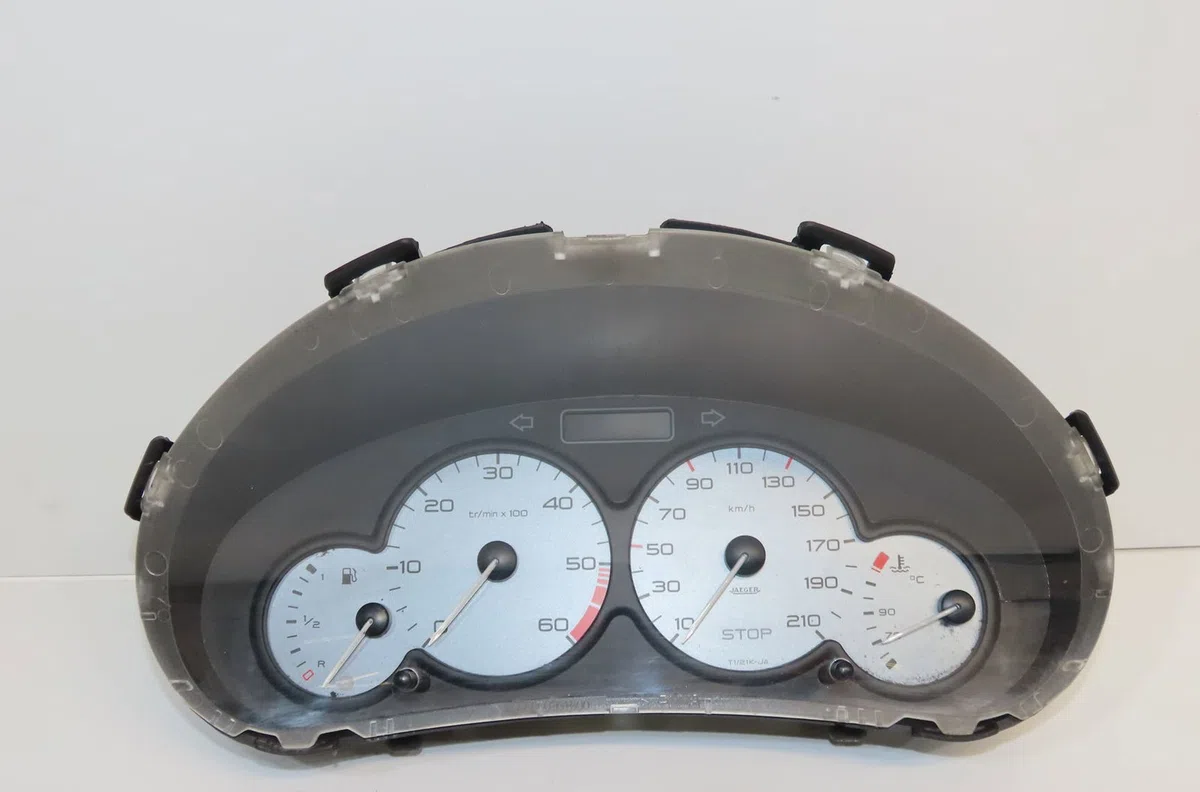 Compteur Peugeot PARTNER Monospace (5_, G_) 2.0 hdi (2000-2008) 3 portes occasion