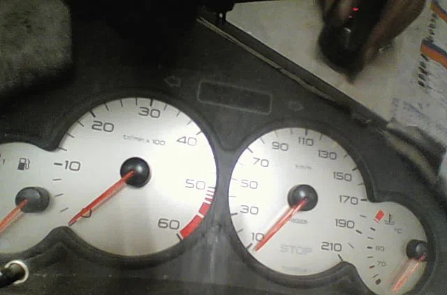 Compteur Peugeot PARTNER Monospace (5_, G_) 2.0 hdi (2000-2008) 3 portes occasion — photo 2