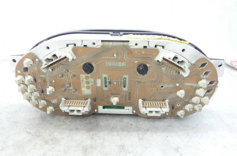 Compteur RENAULT CLIO 2 PHASE 1 occasion — photo 4