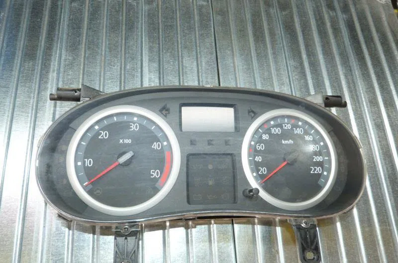 Compteur RENAULT CLIO 2 PHASE 2 occasion