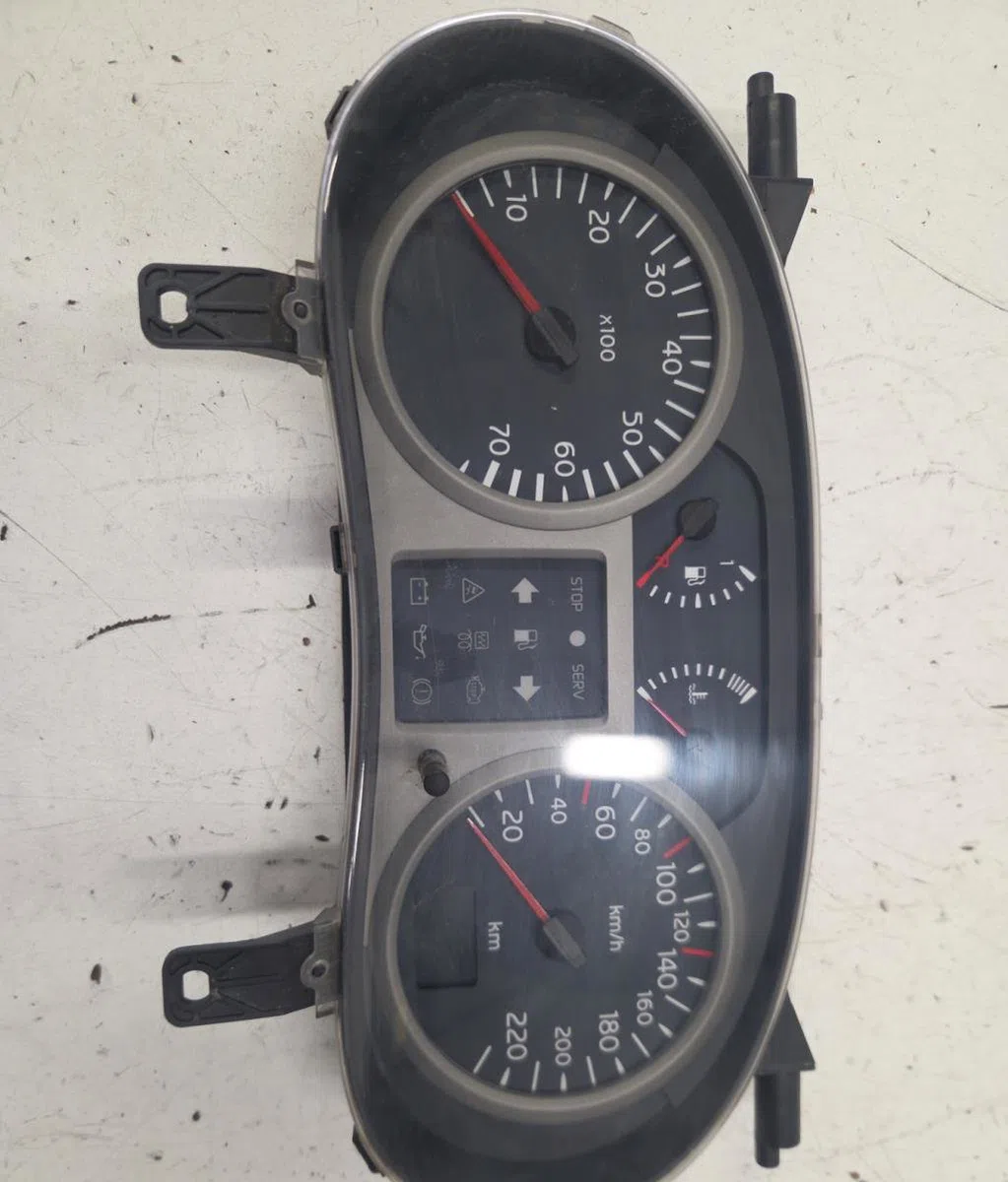 Compteur RENAULT CLIO 2 PHASE 2 occasion — photo 2
