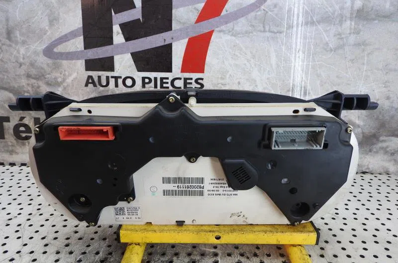 Compteur RENAULT CLIO 2 PHASE 2 occasion — photo 3