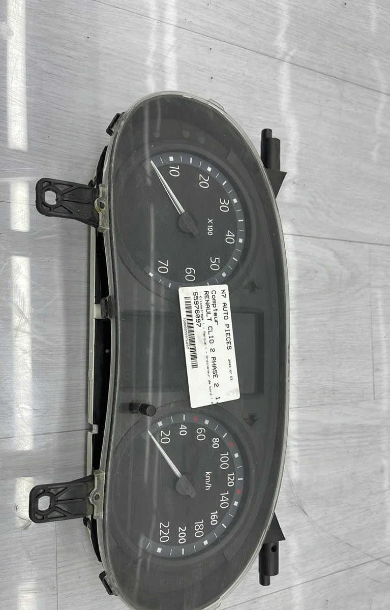 Compteur RENAULT CLIO 2 PHASE 2 occasion — photo 3