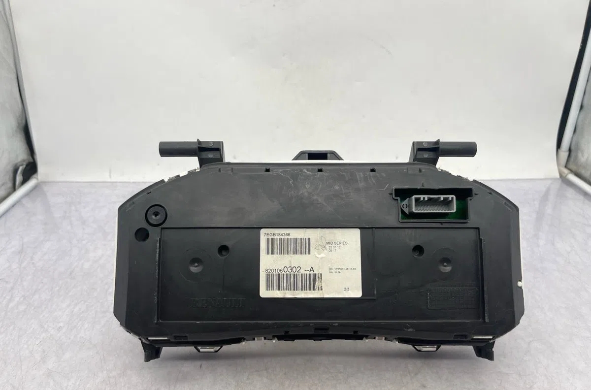 Compteur RENAULT CLIO 3 PHASE 2 occasion — photo 2