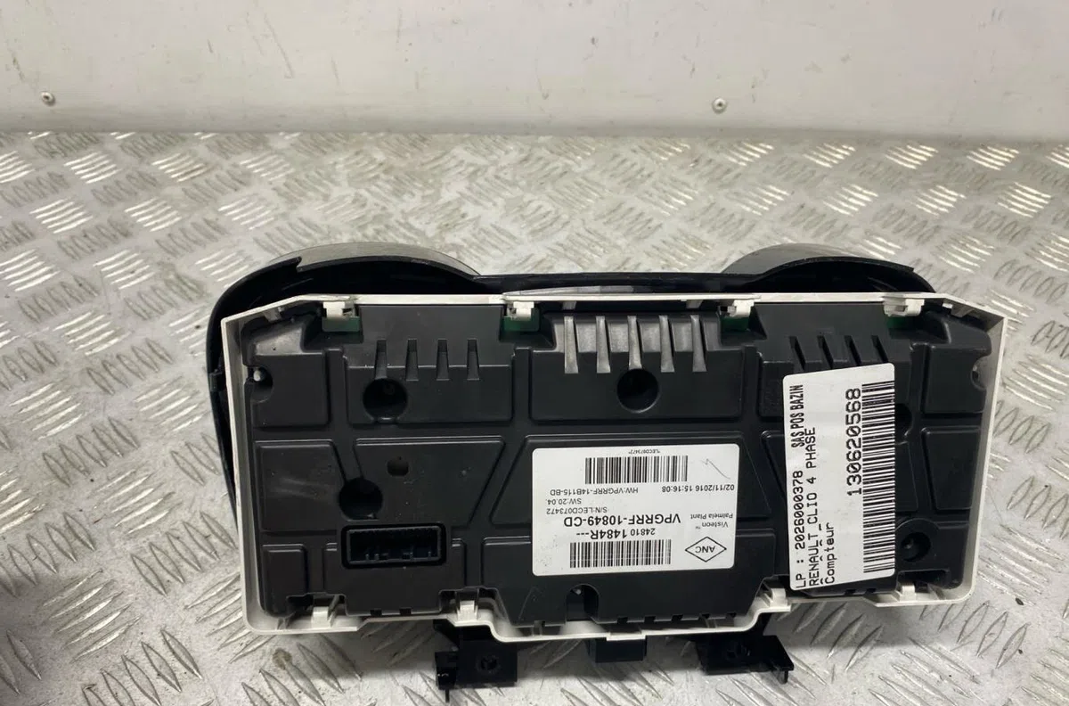 Compteur RENAULT CLIO 4 PHASE 2 occasion — photo 3