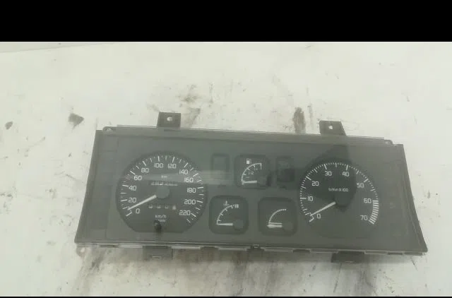 Compteur Renault CLIO I (B-C57_, 5-357_) 1.2 (5-357y, 5-357k) (1996-1998) occasion — photo 4