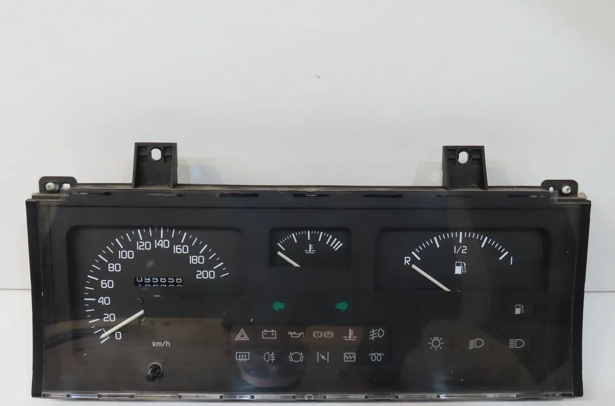 Compteur Renault CLIO I (B-C57_, 5-357_) 1.2 (b-c-s57a, b-c57s, 5-357f, 5-357j, 5-357l, 5-357r) (1990-1998) 5 portes occasion — photo 2